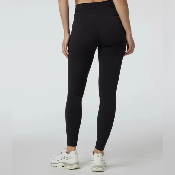 Vuori Daily Legging - Black - Picture 3 of 5